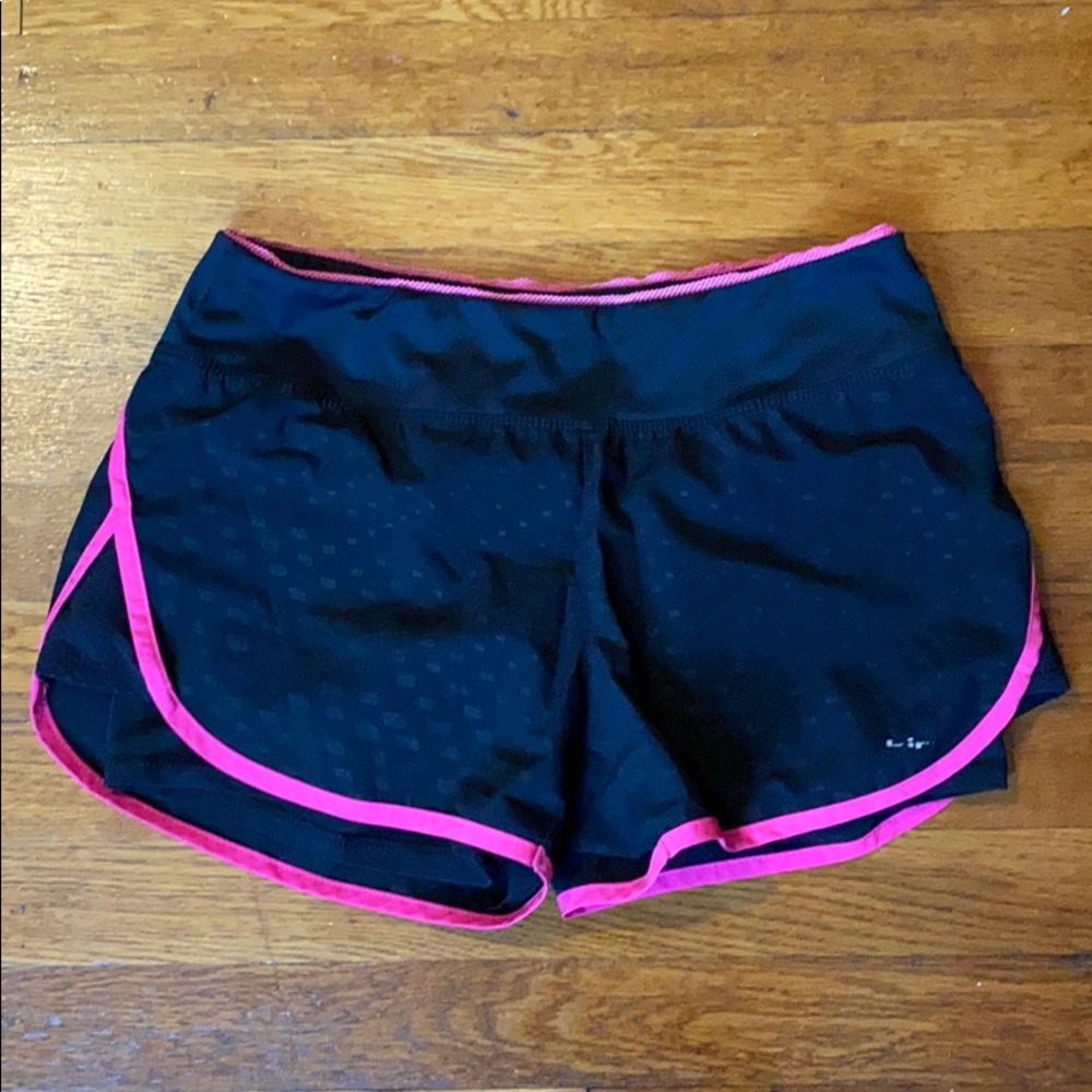 Running shorts